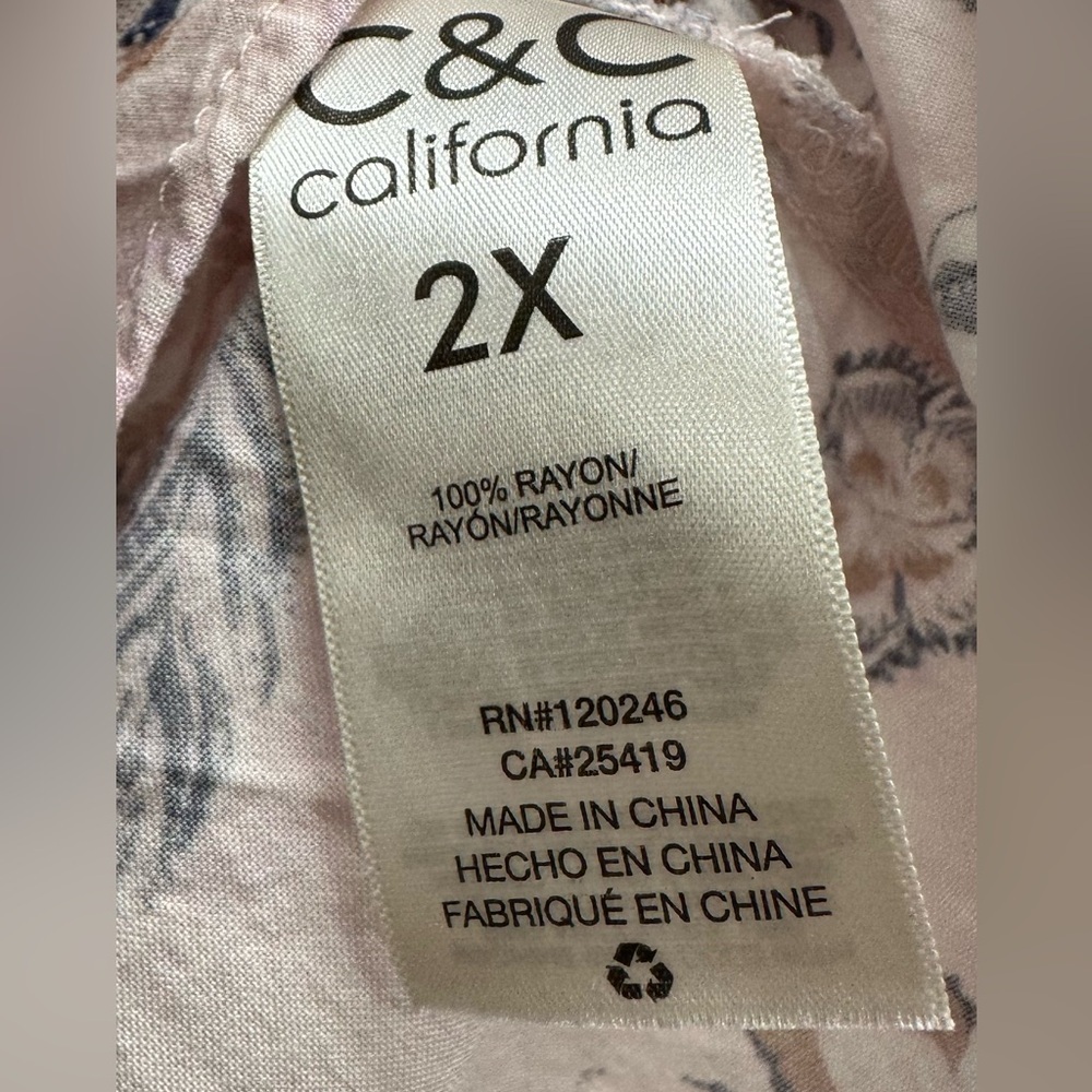 C&C California Floral Blouse Boho Top Cottagecore Pink Flowy Relaxed Feminine - Picture 8 of 9
